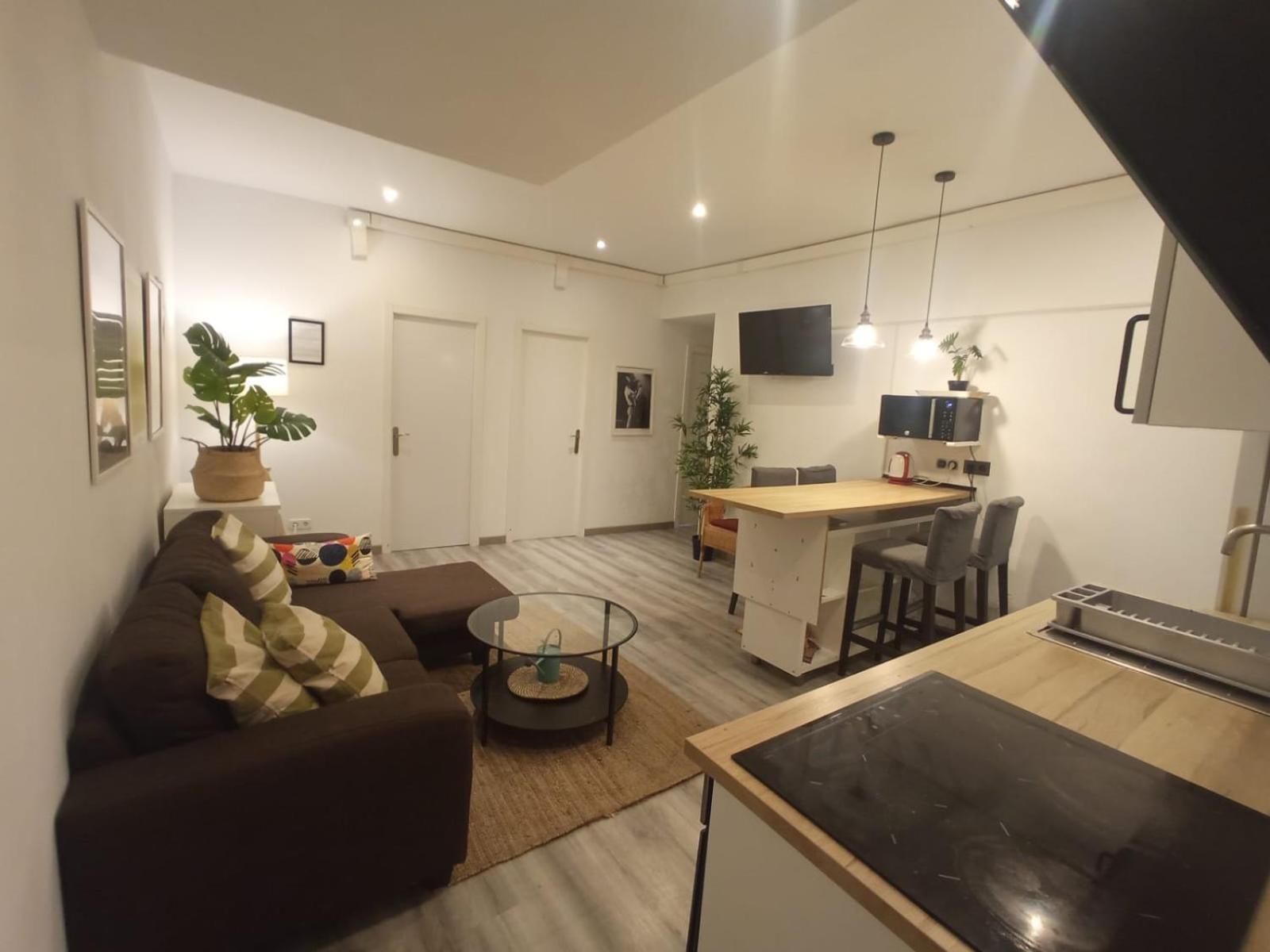 Private Rooms On Tamarit Street - Barcelona — Fotos 2